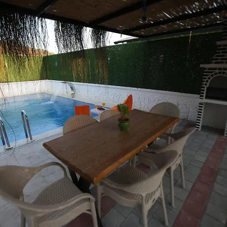 Private Pool In Nature For 4 People, Yaniklar - Awz 232 フェティエ